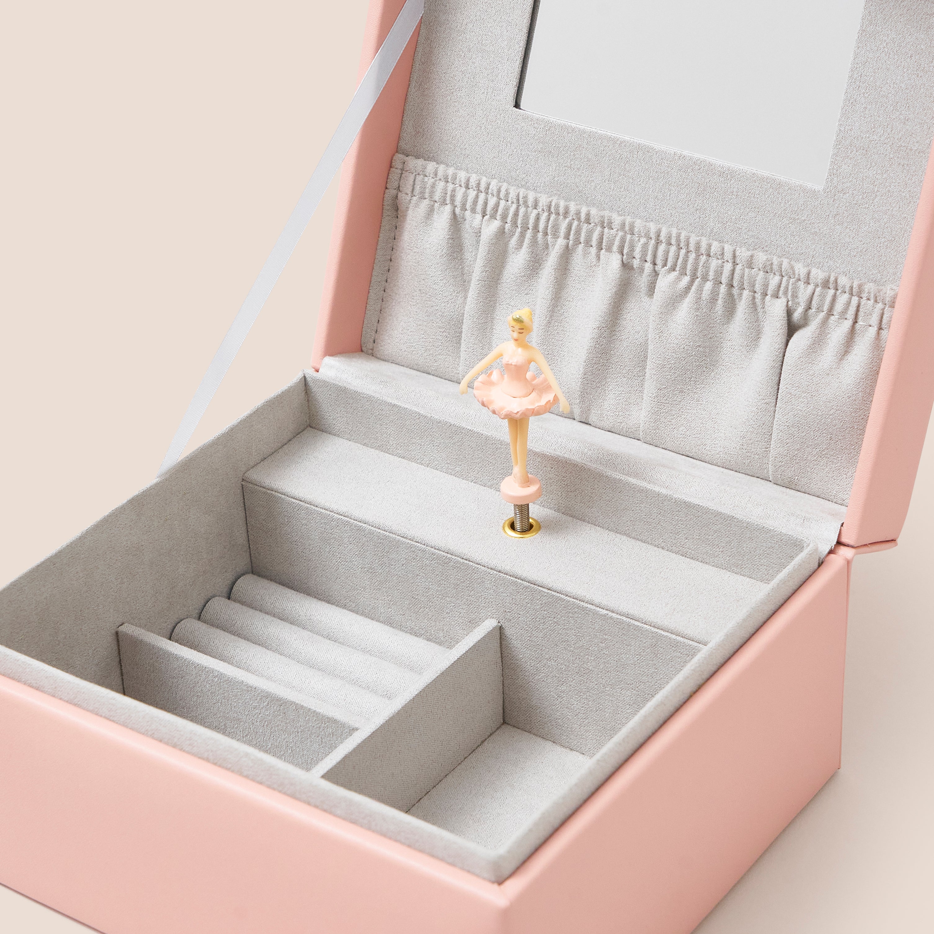 musical jewellery box in blush pink